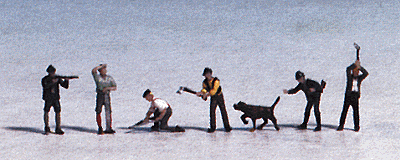 Noch 36060 N Scale Figures Hunters Lumberjacks and Dogs
