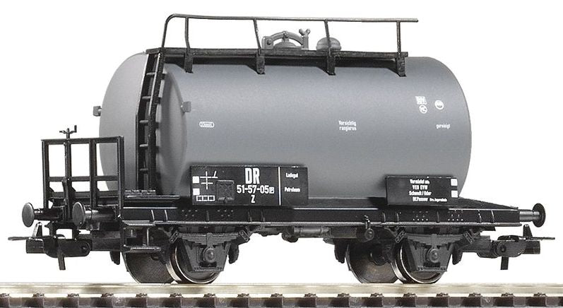 PIKO 57715 HO Scale Tank Car DR III 51-57-05 - NOS