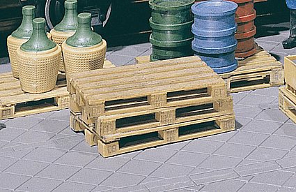 POLA 333201 G Gauge 4 Pallets