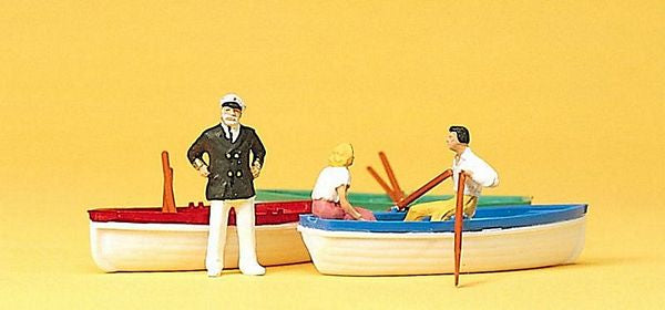 Preiser 10072 HO Scale Family with Boats