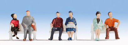 Preiser 38130 N Scale Sitting People