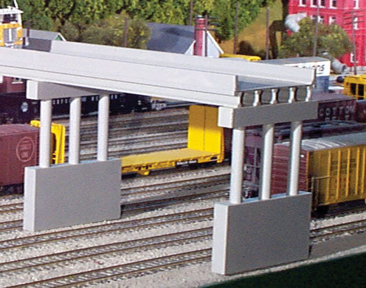 Rix Products 112 HO Scale Modern 50' Highway Overpass Kit with Pier