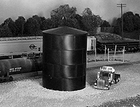 Rix Products 503 HO Scale 29' Peaked Top Water / Oil Tank Kit