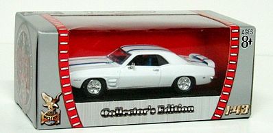 Road Legends 94238 1/43 (O Scale) 1969 Firebird Trans Am Die Cast Car (Colors May Vary)