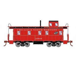 Roundhouse 1200 HO Scale Cupola Caboose Chicago NorthWestern C&NW 10717