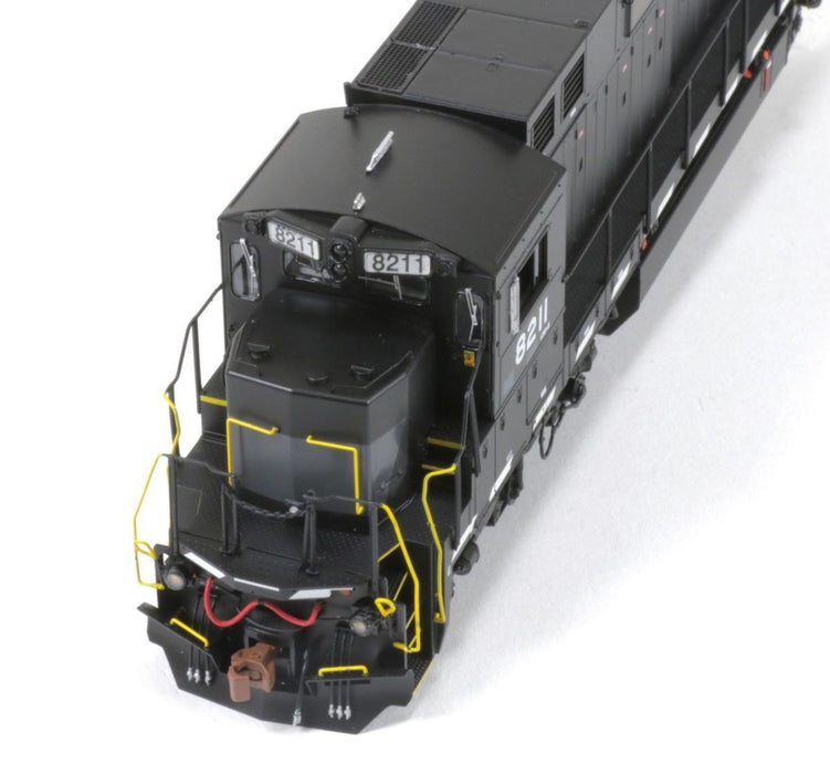 ScaleTrains 30776-3 Rivet Counter HO Scale GE C39-8 Pennsylvania Northeastern PN 8211 DC