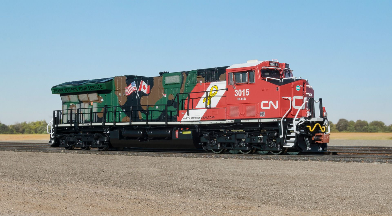 ScaleTrains Rivet 33636 N Scale GE ET44 Tier 4 Diesel "Veterans Commemorative" CN 3015 DCC & Sound