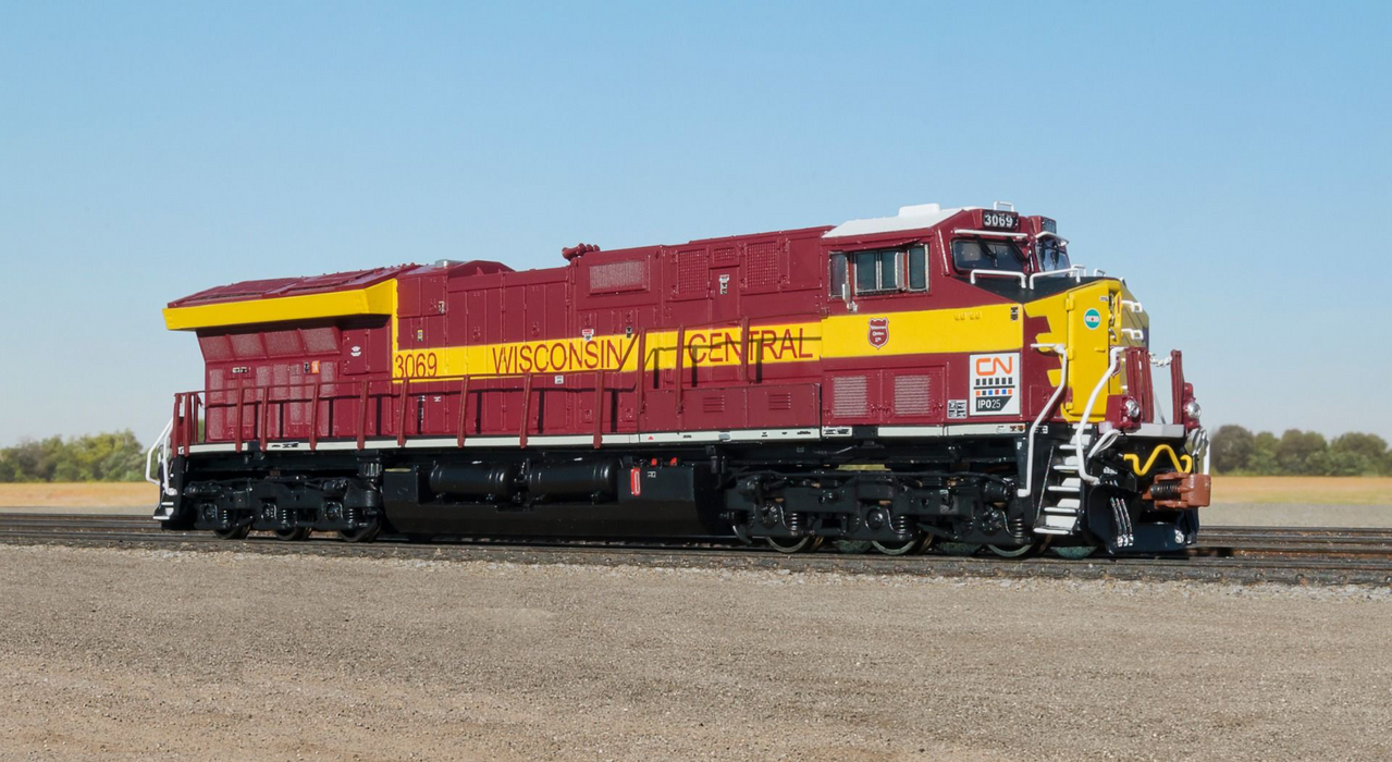ScaleTrains Rivet 33641 N Scale GE ET44 Tier 4 Diesel "Wisconsin Central Heritage" CN 3069