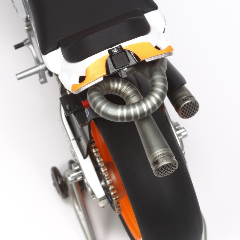 Tamiya 14130 1/12 Repsol Honda RC213V '14 Model Kit