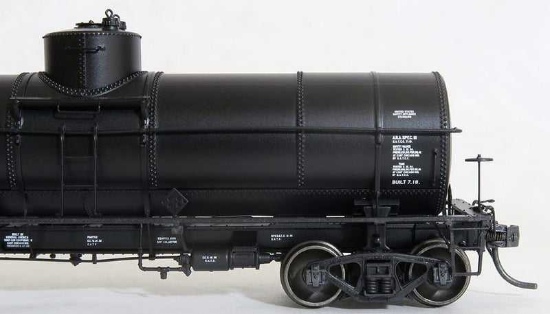 Tangent Scale Models 19018-03 GA 1917-design 8000 Gallon Non-Insulated Tank Car GATX 13916