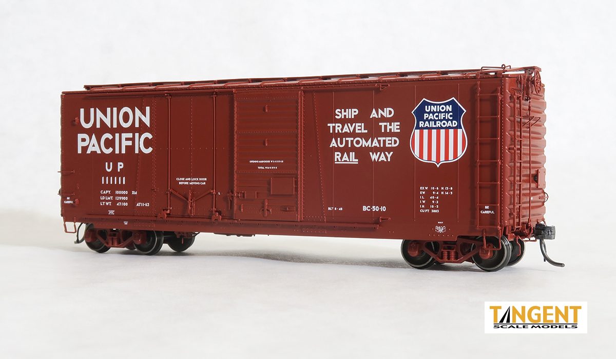 Tangent Scale Models 26062-04 HO Scale 40' PS-1 Combo Door Boxcar Union Pacific UP 111126