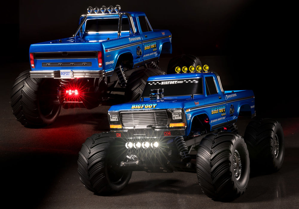 Traxxas 36034-61 XL-5 Brushed 2WD 1/10 BIGFOOT Classic  RTR Monster Truck with LED Lights