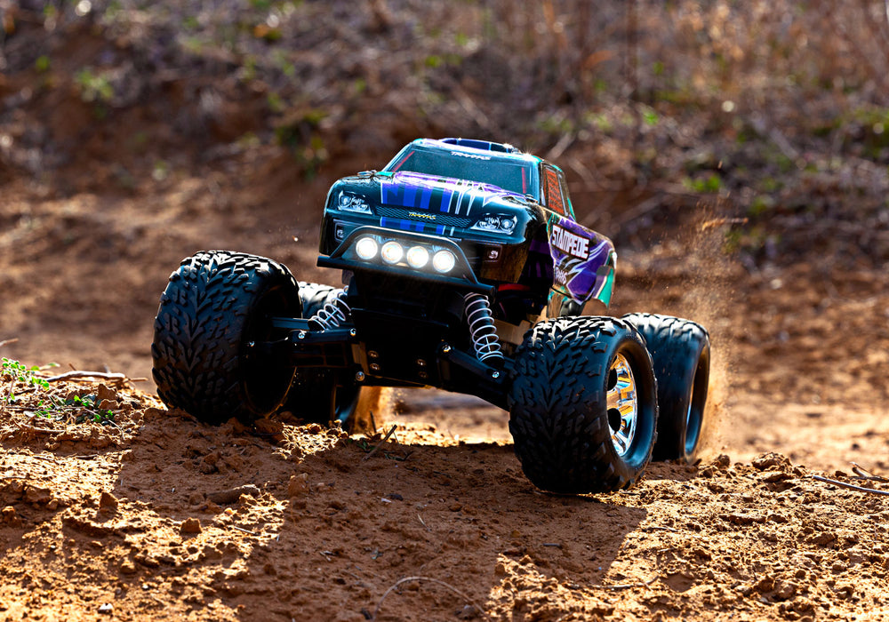 Traxxas 36054-4 1/10 XL-5 Brushed 2WD Stampede  RTR Monster Truck with LED Lights - Purple