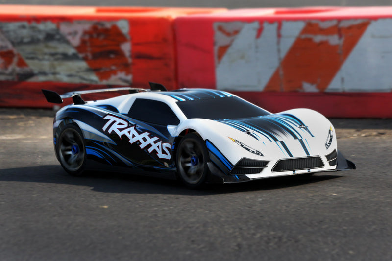Traxxas 64077-3 XO-1 1/7 AWD Supercar with TQi 2.4GHz Radio System White