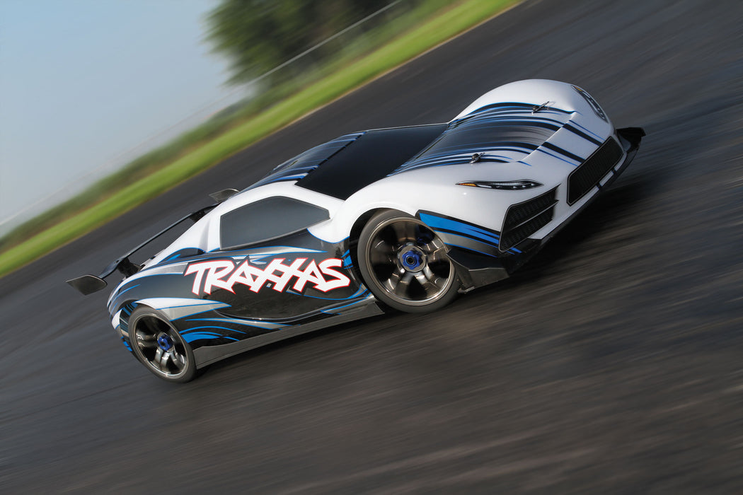 Traxxas 64077-3 XO-1 1/7 AWD Supercar with TQi 2.4GHz Radio System White