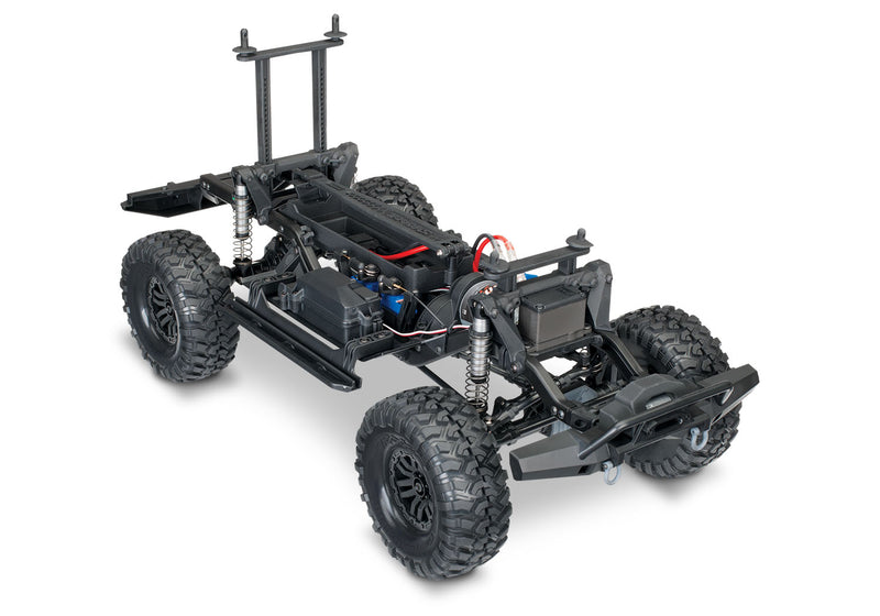 Traxxas 82056-4 TRX-4 Land Rover Defender 1/10 Scale RTR 4WD Crawler Silver