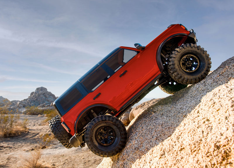Traxxas 92076-4 1/10 TRX-4 Scale and Trail Crawler with 2021 Bronco Body - Red