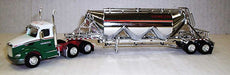 Trucks n Stuff SPEC007 Venezia 579 Peterbilt with Chrome Pneumatic Bulk Trailer