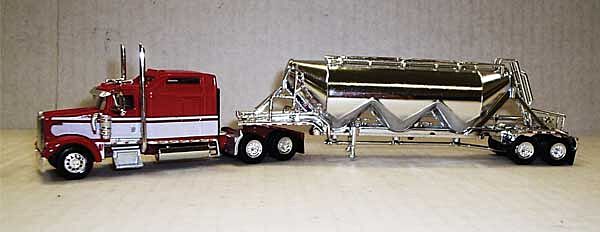 Trucks n Stuff SPEC027 Red/White Kenworth W900L Sleeper Cab with Chrome Pneumatic Bulk Trailer