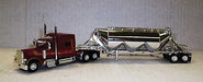 Trucks n Stuff SPEC038 Red/Gold 389 Peterbuilt with Chrome Pneumatic Bulk Trailer