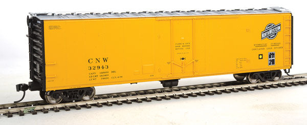 Walthers Mainline 910-2808 HO Scale 50' PC&F Boxcar, Chicago & Northwestern C&NW 32943