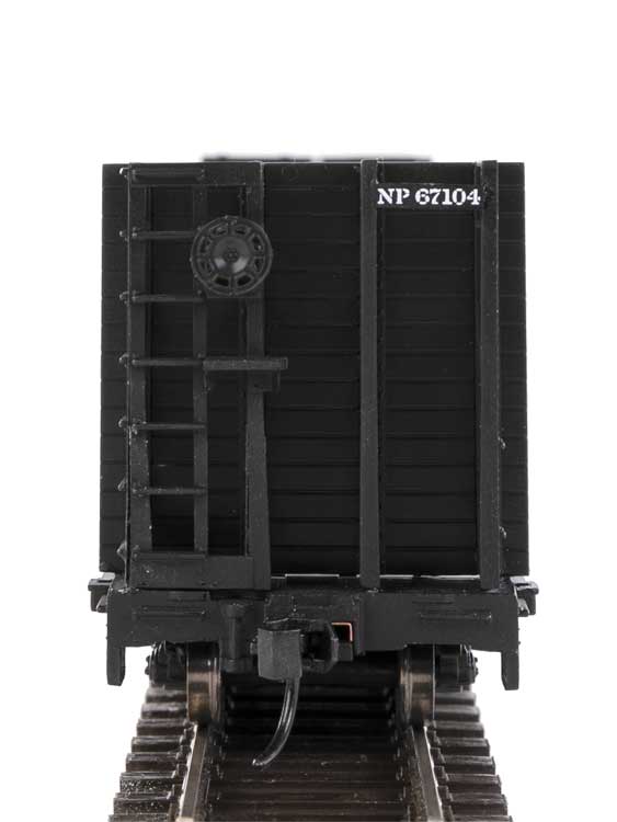 Walthers 910-5910 HO GSC Bulkhead Flatcar Northern Pacific NP 67104