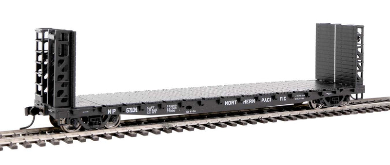 Walthers 910-5910 HO GSC Bulkhead Flatcar Northern Pacific NP 67104