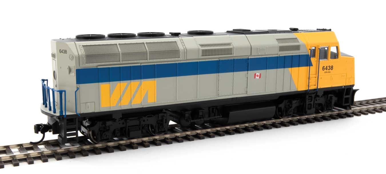 Walthers 910-9476 HO Scale EMD F40PH VIA 6438