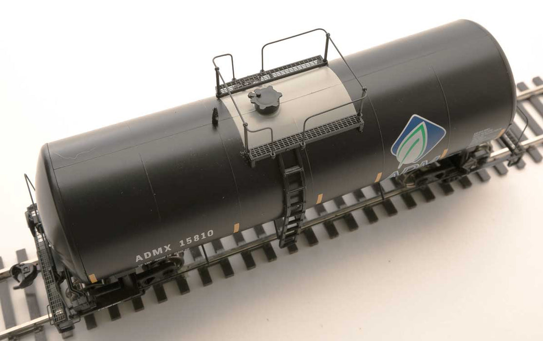 Walthers 920-100141 HO Scale 16,000 Gallon Funnel Flow Tank Car Corn Syrup ADMX 15810