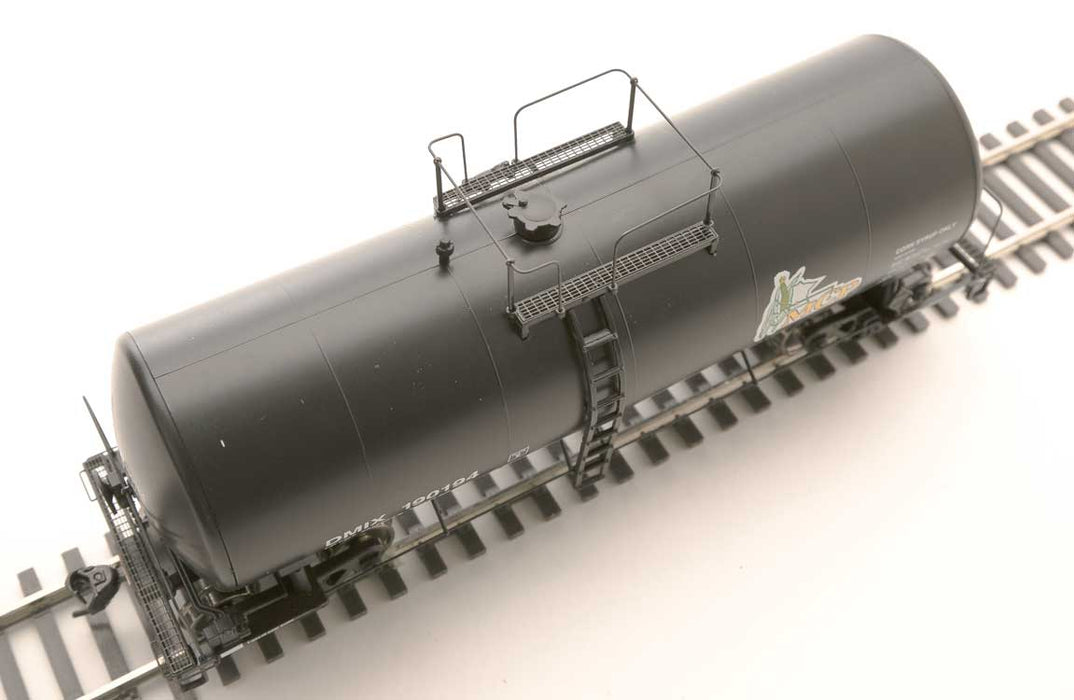 Walthers 920-100156 HO Scale 16,000 Gallon Funnel Flow Tank Car Minnesota Corn DMIX 190194