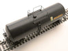 Walthers 920-100158 HO Scale 16,000 Gallon Funnel Flow Tank Car Amaizo UTLX 66821
