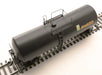 Walthers 920-100160 HO Scale 16,000 Gallon Funnel Flow Tank Car Amaizo UTLX 66849