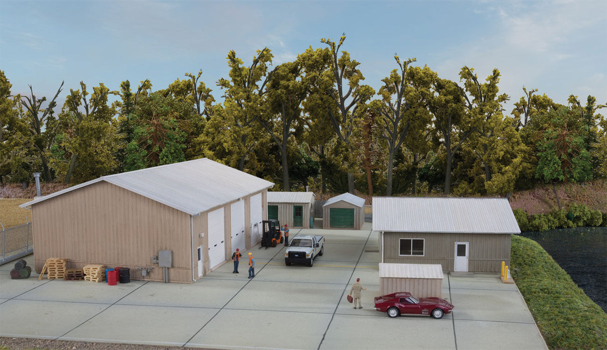Walthers 933-4122 Vehicle Maintenance Facility Kit