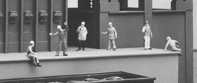 Walthers 949-6088 HO Scale Loading Crew Figure Set
