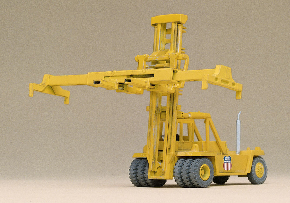 Walthers Cornerstone 933-3109 HO Scale Kalmar Container Crane Kit