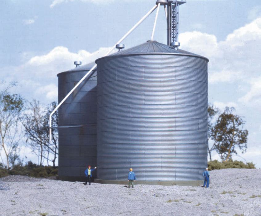 Walthers Cornerstone 933-3123 HO Scale Big Grain Storage Bin Kit