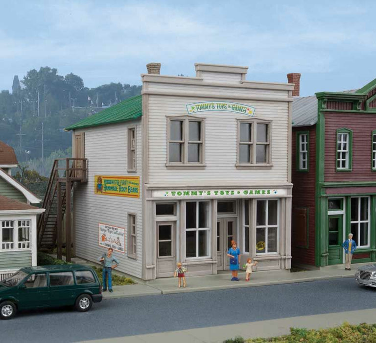 Walthers Cornerstone 933-3668 HO Scale Tommy's Toys & Games with LED - Kit