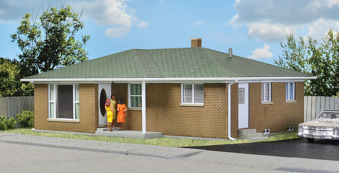 Walthers Cornerstone 933-3777 HO Scale Ranch Tract House Kit