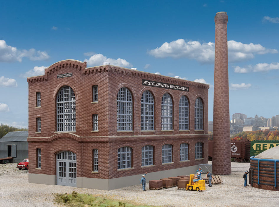 Walthers Cornerstone 933-4102 HO Scale Brickworks Main Facility Structure Kit