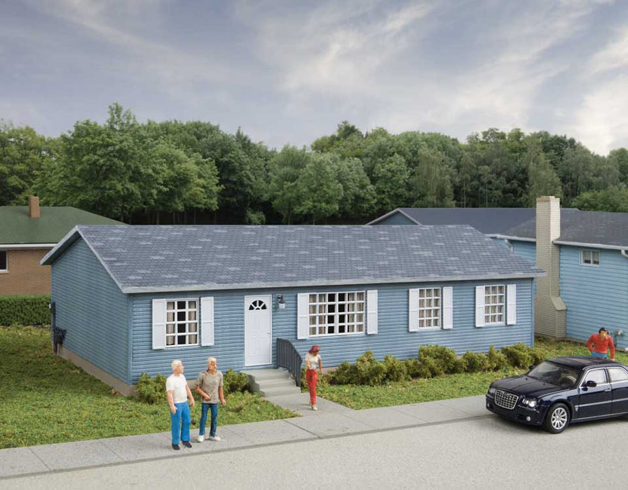 Walthers Cornerstone 933-4150 HO Scale Modern Sectional House Kit