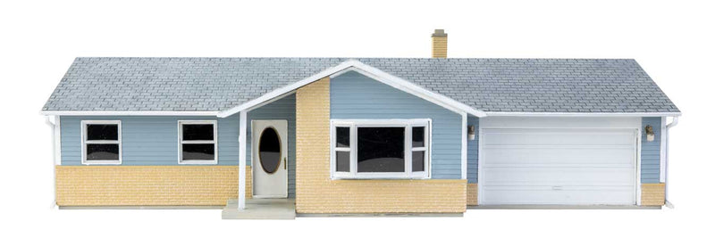 Walthers Cornerstone 933-4155 HO Scale Ranch House with Attached 2 Car Garage Kit