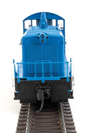 Walthers Mainline 910-10666 HO Scale EMD SW7 Phase II Switcher Conrail CR 8908
