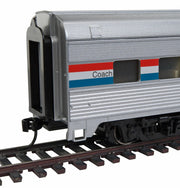 Walthers Mainline 910-30001 HO Scale 85' Budd Large Window Coach Amtrak Phase III
