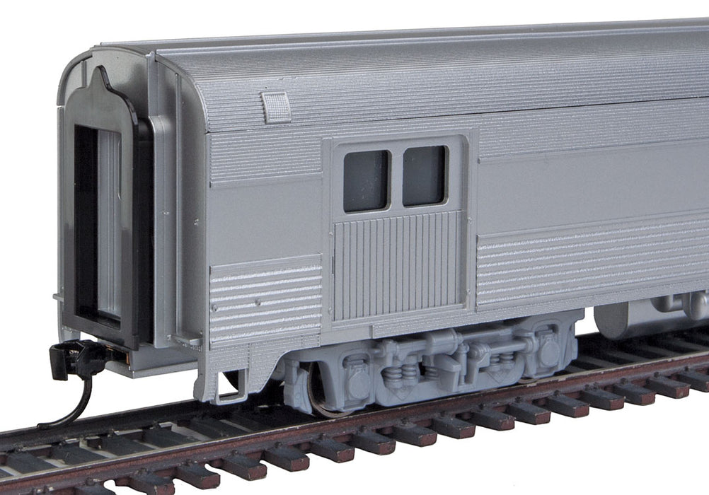 Walthers Mainline 910-30050 HO Scale 85' Budd Baggage Lounge Undecorated