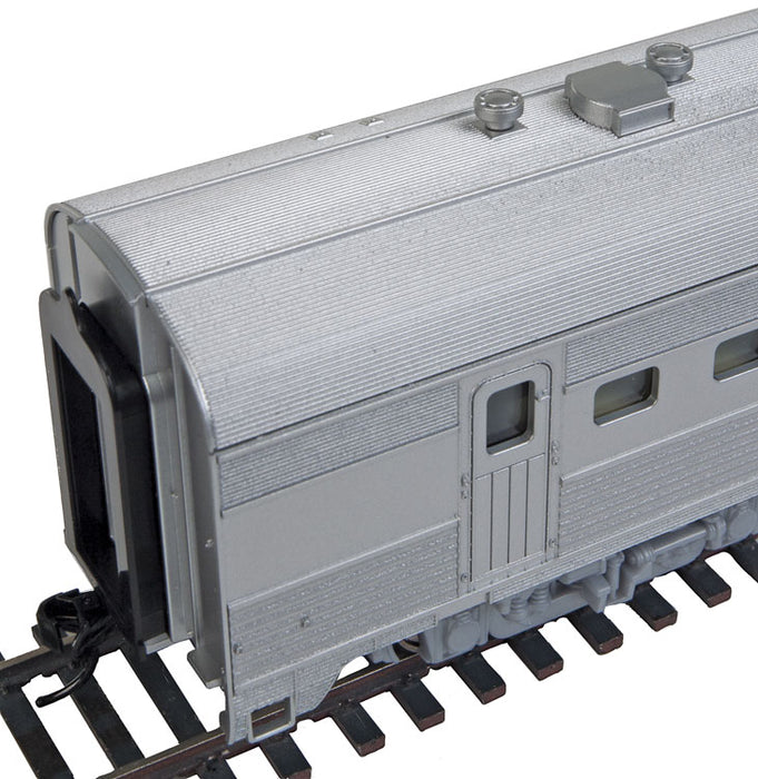 Walthers Mainline 910-30150 HO Scale 85' Budd Diner Car Undecorated