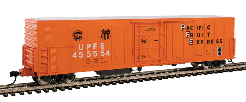 Walthers Mainline 910-3968 HO Scale 57' Mechanical Reefer Union Pacific Fruit Express UPFE 455685