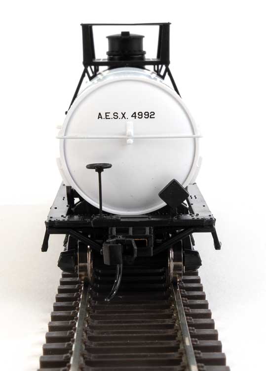 Walthers Mainline 910-48018 HO Scale 36' Chemical Tank Car AE Staley AESX 4992