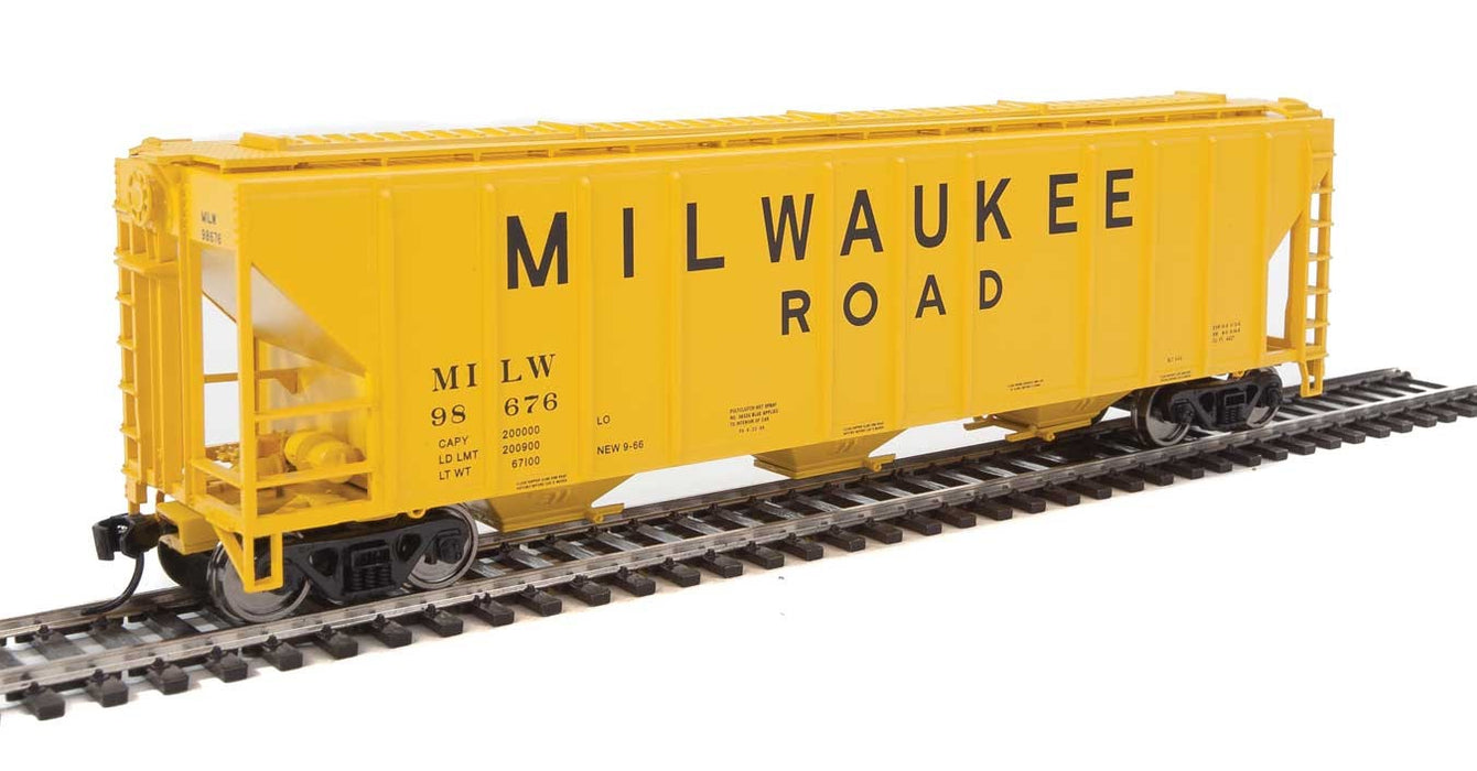 Walthers Mainline 910-7467 HO Scale 50' PS-2 CD 4427 Covered Hopper Milwaukee Road MILW 98676 