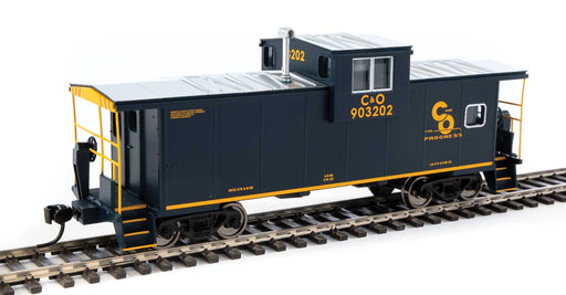 Walthers Mainline 910-8711 HO Scale Extended Wide Vision Caboose Chesapeake & Ohio C&O 903226