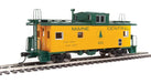 Walthers Mainline 910-8756 HO Scale Wide Vision Caboose Maine Central MEC 656